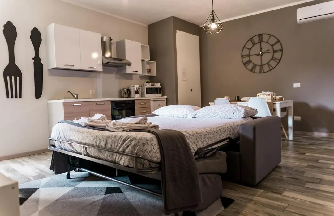 Via Mazzini B&B (MXP)-1